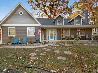 16999 Old Jamestown Rd, Florissant, MO 63034