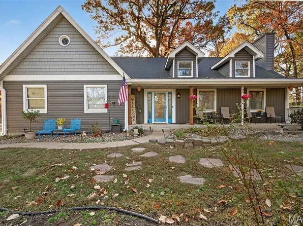16999 Old Jamestown Rd, Florissant, MO 63034