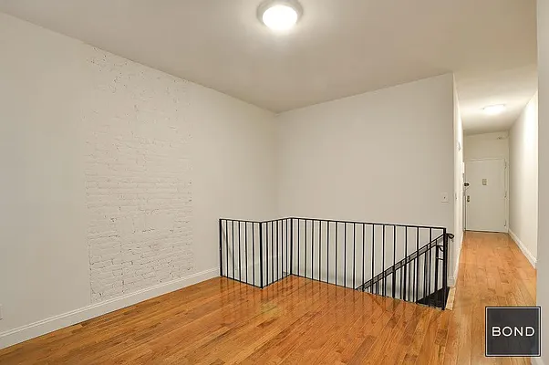 Rented by Bond New York | media 19