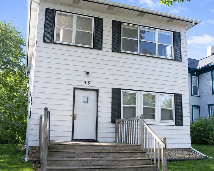 513 8th Ave SE — Photo 2