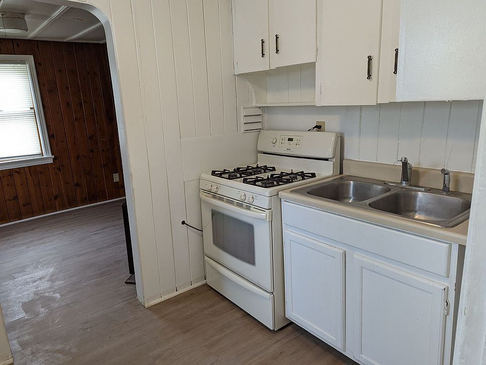 1st image of 5 E Kansas City St #1/2