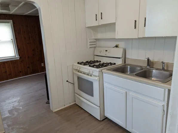 5 E. Kansas City Triplex