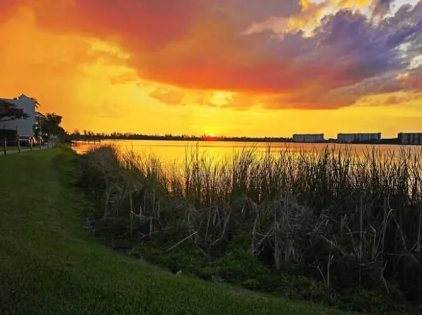 118 Lake Emerald Drive #403, Oakland Park, FL 33309