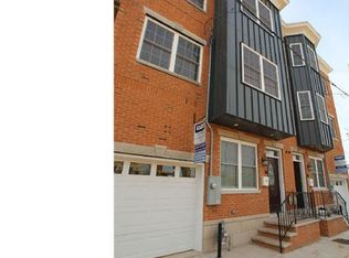 2550 Montrose St, Philadelphia, PA