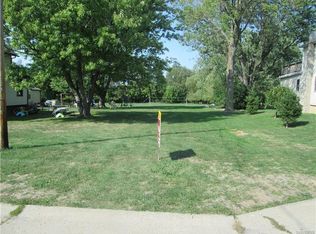 5384 Berg Rd, Buffalo, NY 14218