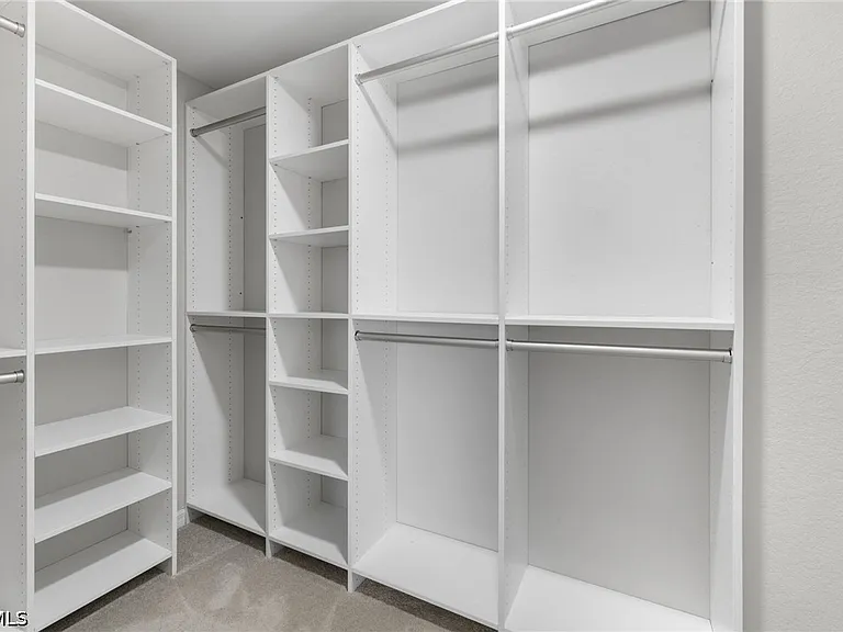11884 Arbor Trace Dr — Photo 24
