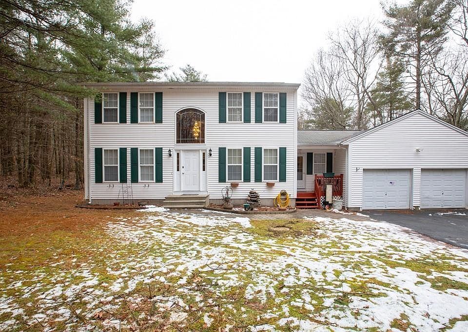 1st image of 46 Wood River Ln