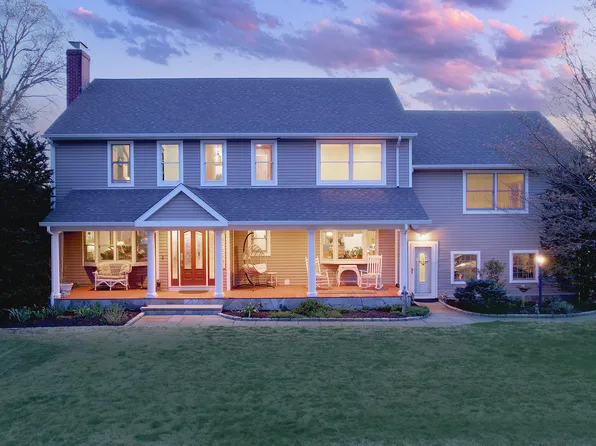 27 Cobblers Lane, Norwalk, CT 06851