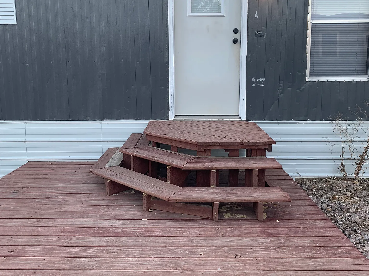 3 bed, 980 sqft, $1,400 — Photo 3