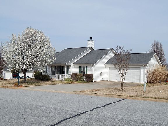2nd image of 505 Kingfisher Dr