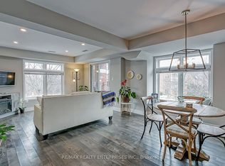2386 Munns Ave #E, Oakville, ON L6H6G9