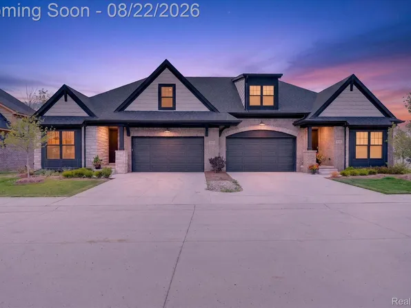 2020 Breckenridge Ct, Rochester, MI 48307