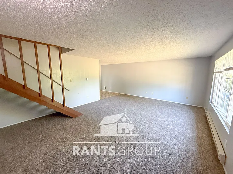 351R — Photo 11