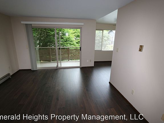 3rd image of 1115 6th Ave N APT 303