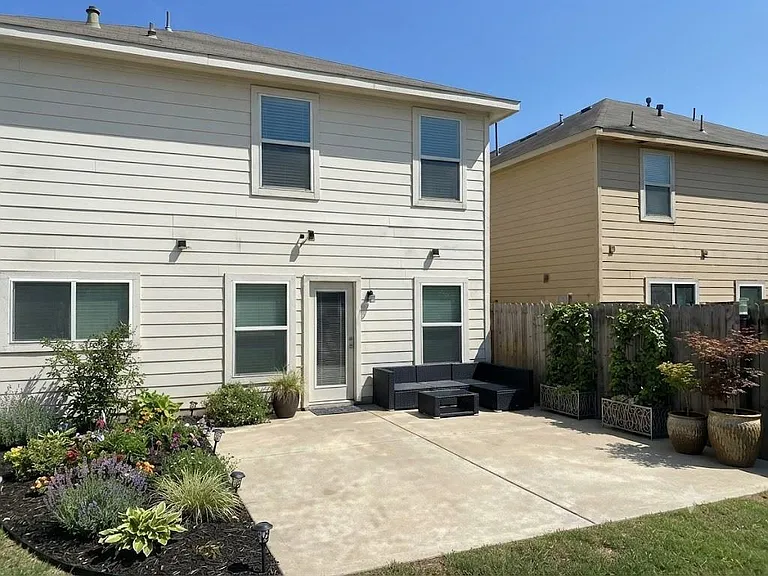 12910 Almeda Crossing Ct — Photo 14