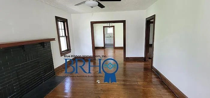4118 Holston Dr — Photo 8