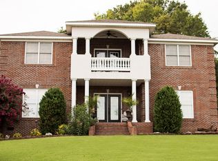 737 Crest St, Florence, AL 35630