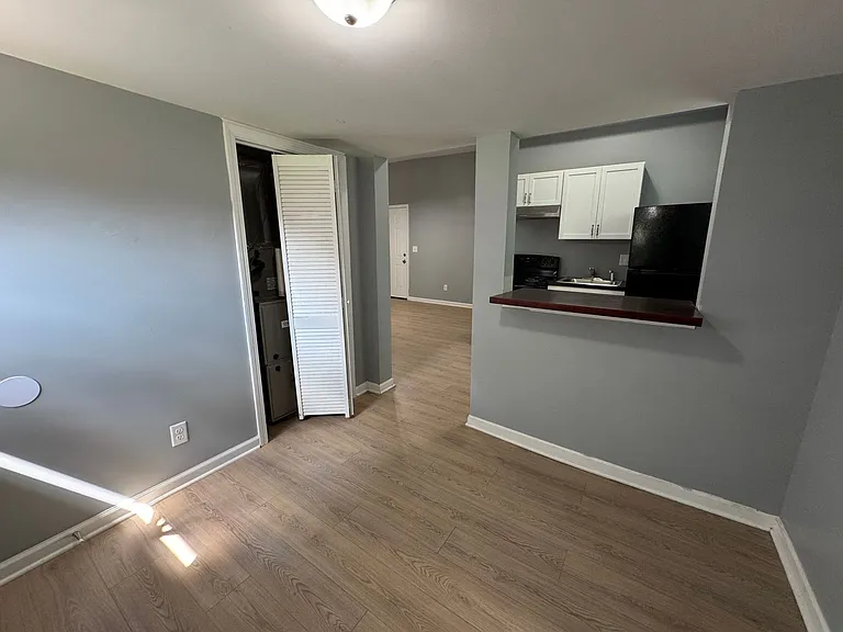 1224 S Belmont Ave — Photo 6