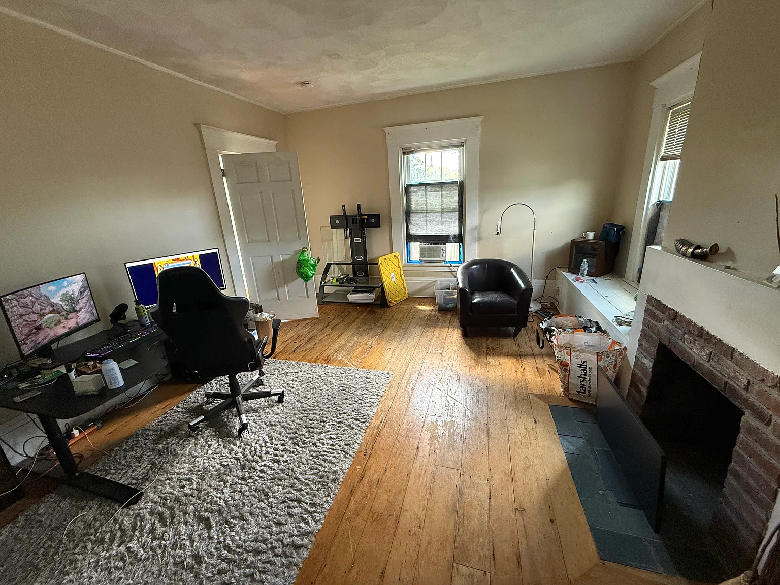 5 bed, 3200 sqft, $1,175 — Photo 3