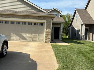 3118 W 31st Ter, Lawrence, KS 66047
