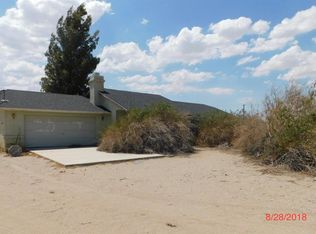 4938 Flower Ln, Phelan, CA 92371