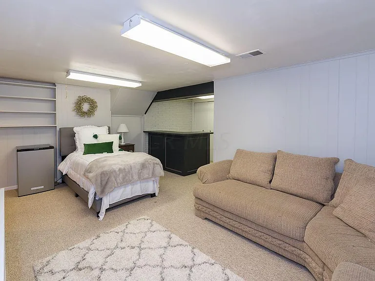 1617 Slade Ave — Photo 23
