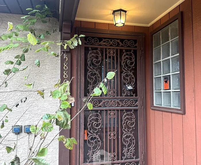 5880 Saranac Dr — Photo 24