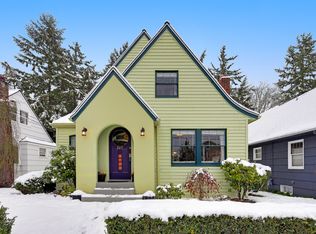 2611 39th Ave SW, Seattle, WA 98116