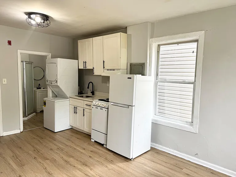 611 W Norris St #2A — Photo 1