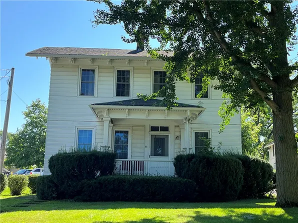 53 2nd St, Geneseo, NY 14454