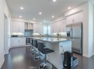 140 Paramount, Irvine, CA 92618