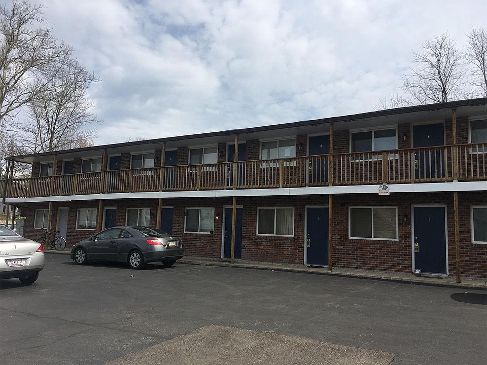 2nd image of 507 S Lincoln St APT 10