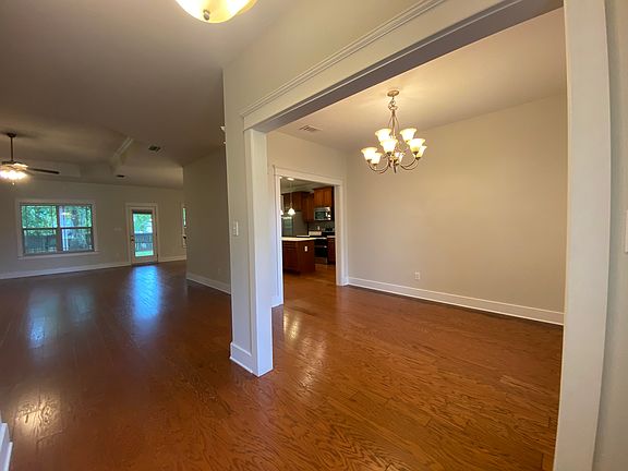 20230508_205515833_iOS_05092023