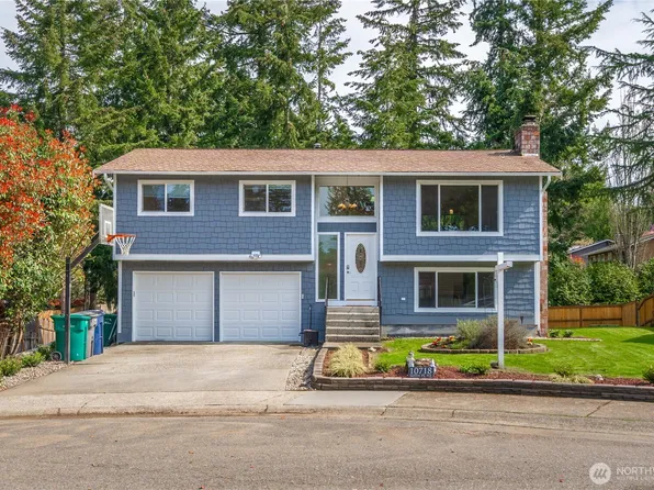 10718 165th Place NE, Redmond, WA 98052