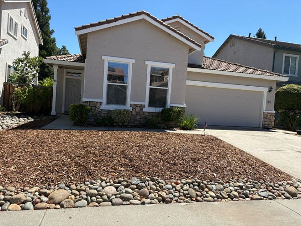 1st image of 315 Arroyo Madrone Ct