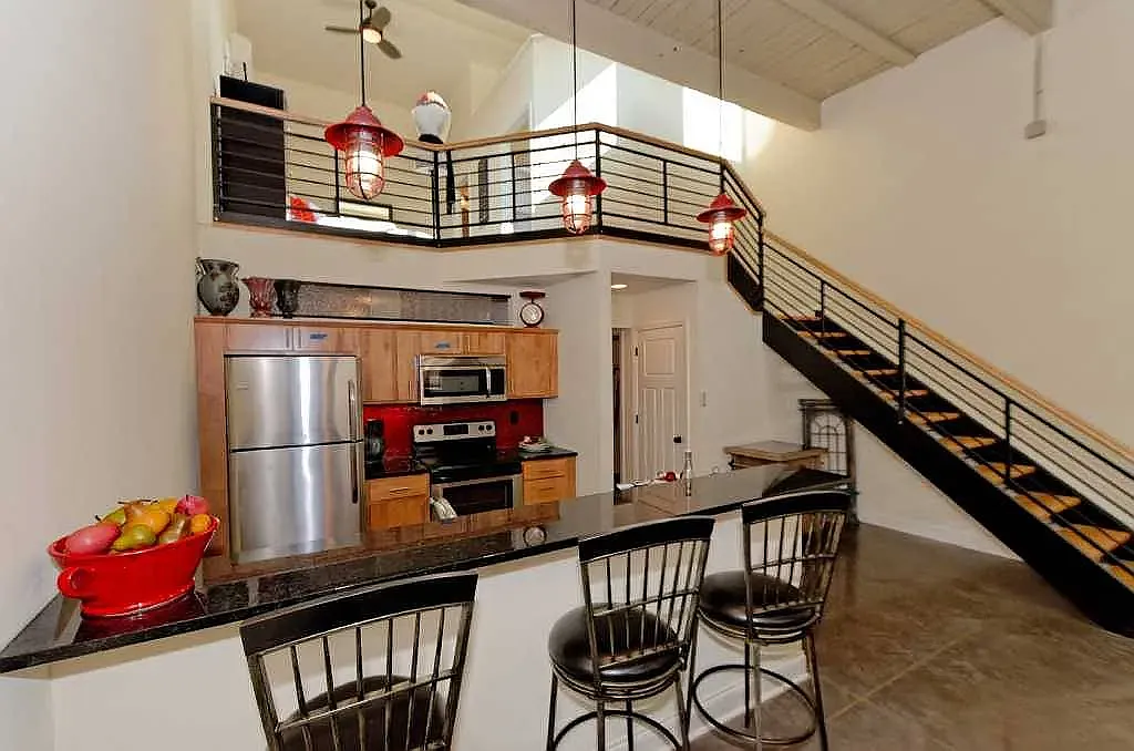 2 bed, 1300 sqft, $1,815 — Photo 4