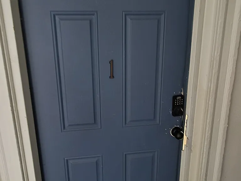 2920 Parkwood Ave #1 — Photo 6