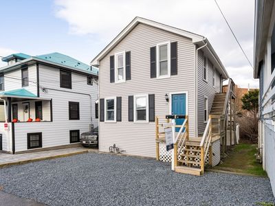 19 Berkley Rd, Hull, MA, 02045