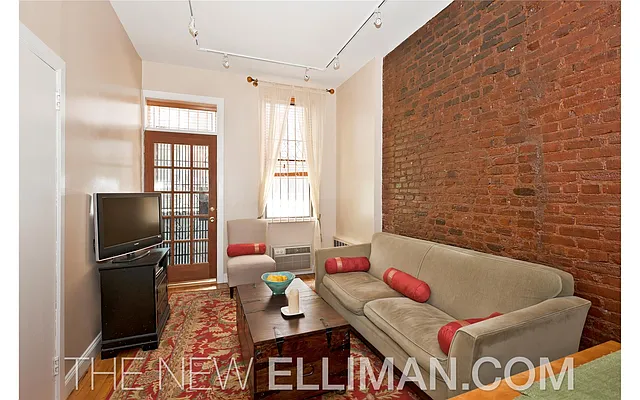 Sold by Douglas Elliman | media 20