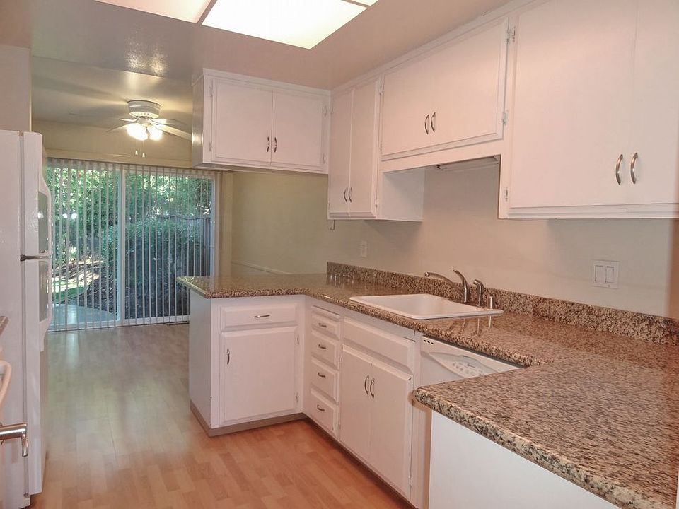 1st image of 647 Vasona Ave #0