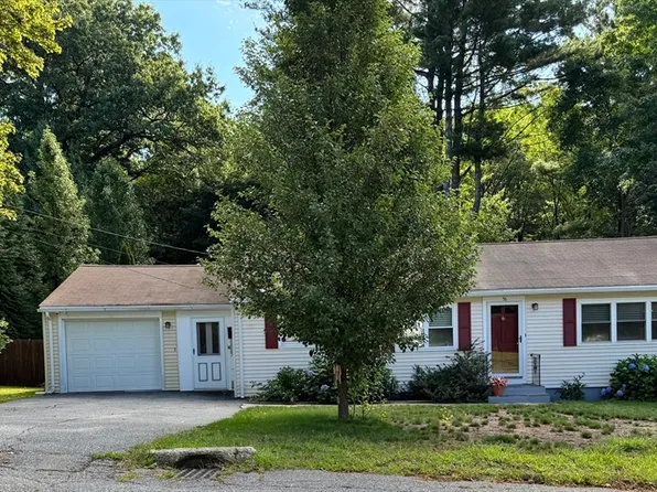 56 Valleyview Rd, Leominster, MA 01453