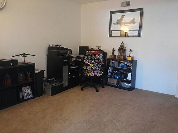 5th image of 2027 N Campbell St