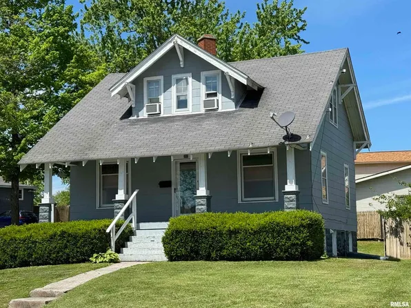 203 Freeman St, Anna, IL 62906