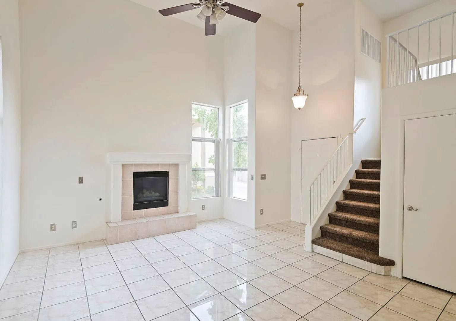 Beautiful Henderson home — Photo 2