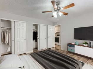 Saint Clair, Denver, CO 80212