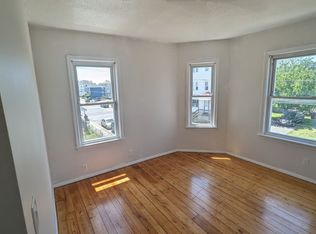 90 Montaup St #2, Fall River, MA 02724