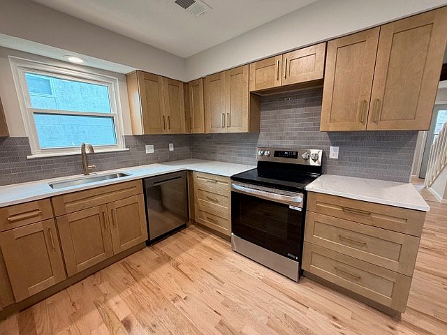 1st image of 11729 Caenen St