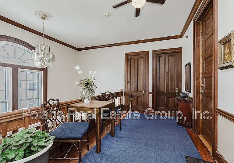 101 E 14th St #3 — Photo 6