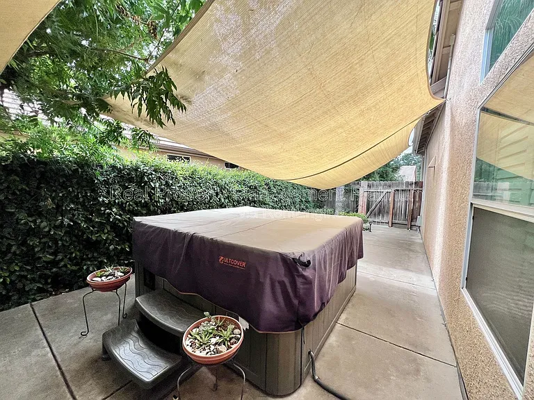 1030 E Royal Dornoch Ave — Photo 27