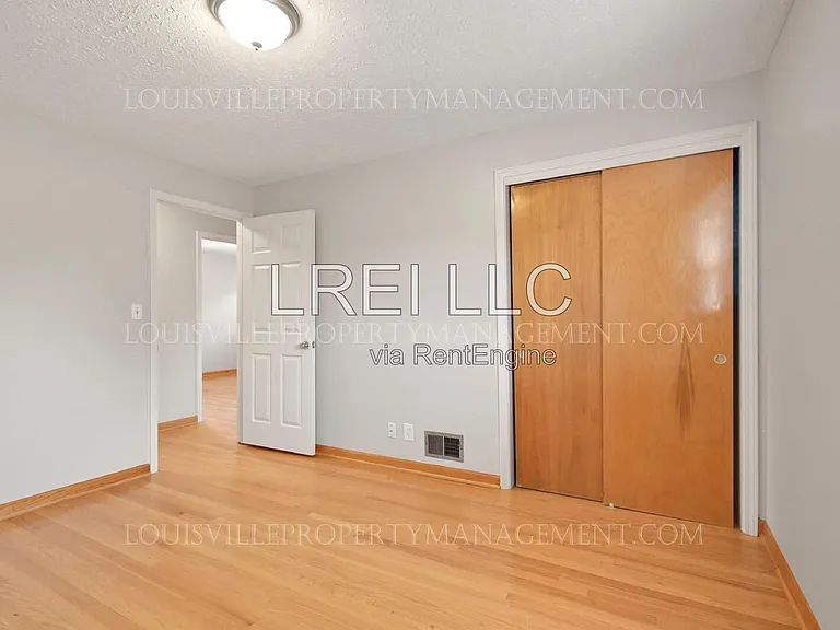 4007 Blossomwood Dr — Photo 7